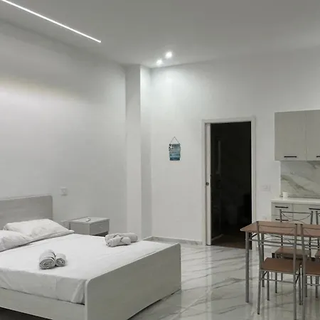 Maria Nives Nocleg ze śniadaniem Marina di Schiavonea