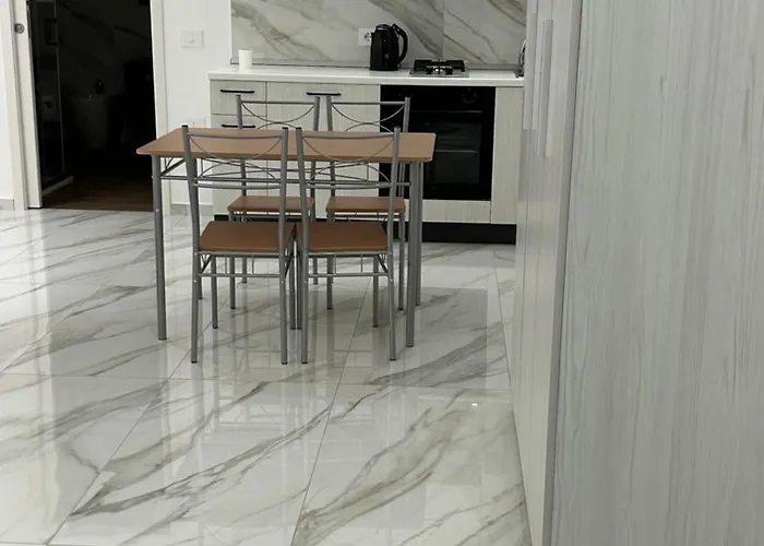 Maria Nives Marina di Schiavonea